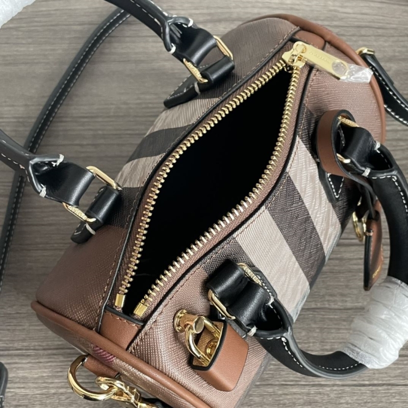 Bv*b*rry speedy bags